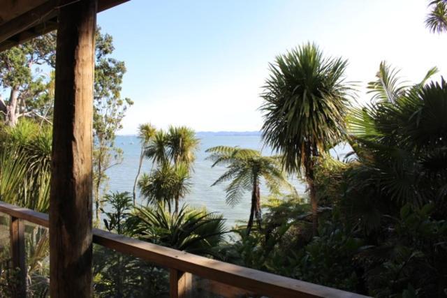 Neptune Coastal Haven Auckland Exterior photo