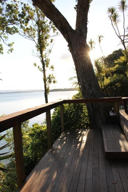 Neptune Coastal Haven Auckland Exterior photo