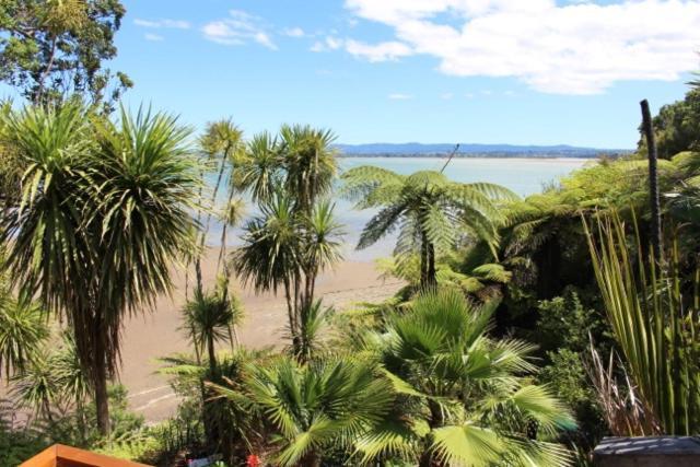 Neptune Coastal Haven Auckland Exterior photo